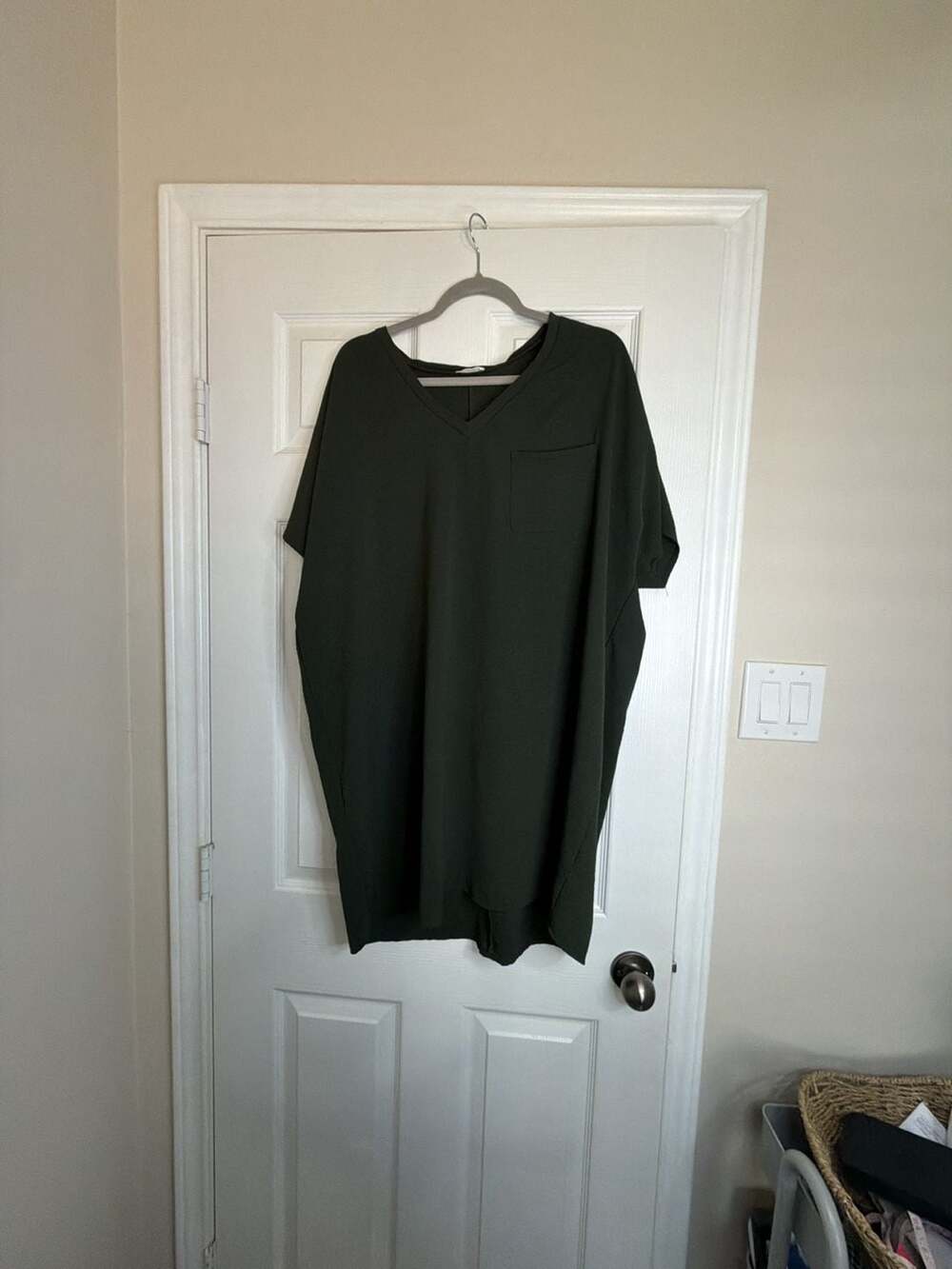 ee:some Dress Size L Green V-Neck Short Sleeve Pocket Cocoon